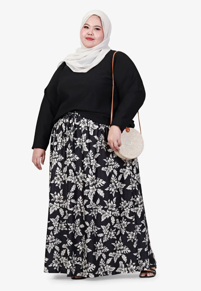 Beline Relax Batik Sarung Skirt - Black Beige