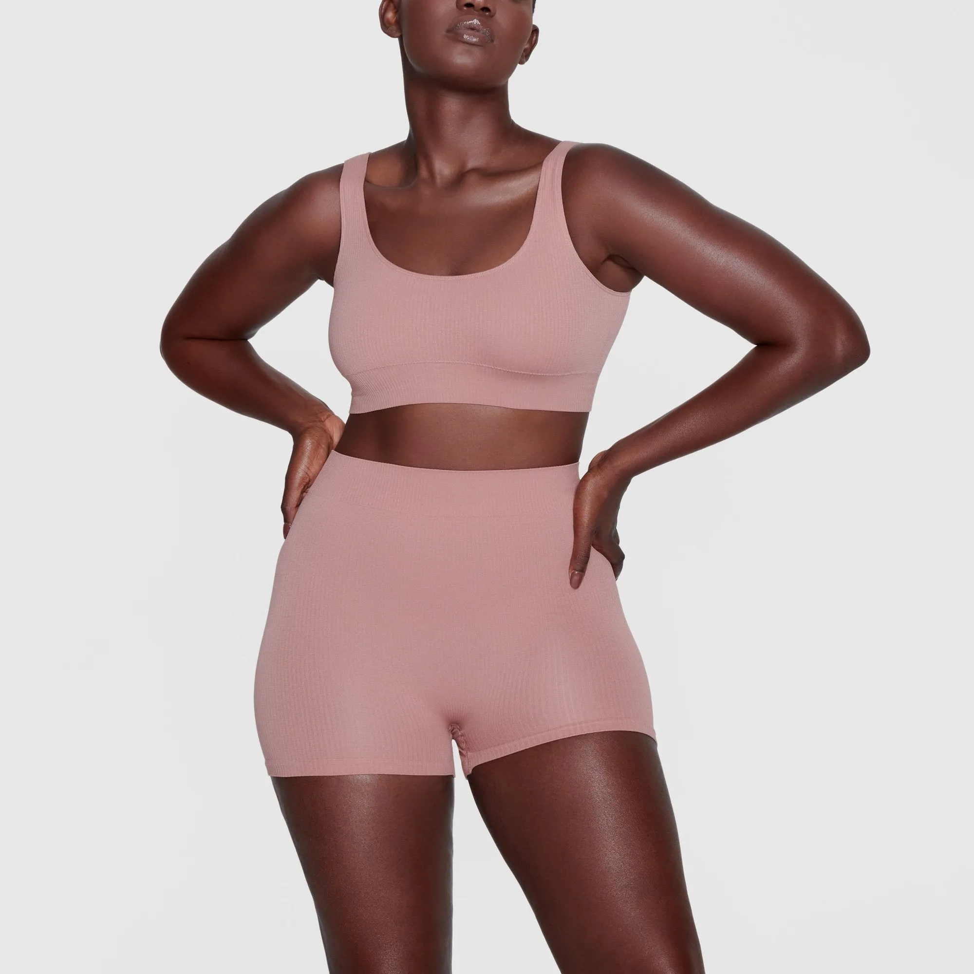 STRETCH RIB SHORT | ROSE CLAY